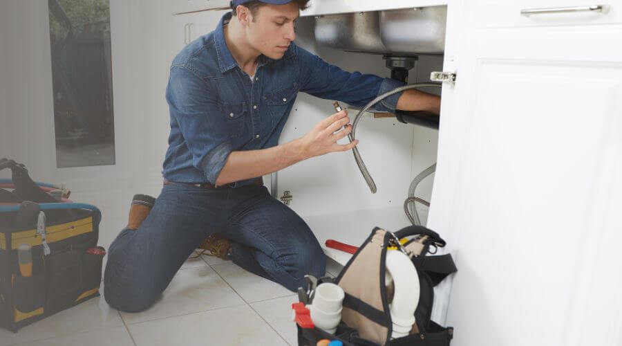 Expert burst pipe repair services in Hubbell, NE